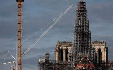 New Notre Dame Spire Takes Shape On Paris Skyline