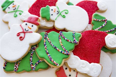 But you're probably under the. SusieCakes' decorated holiday sugar cookies | Holiday desserts, Christmas cookies