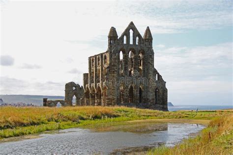 Ruins Of Whitby Abbey North Yorkshire Stock Image Image Of Religion