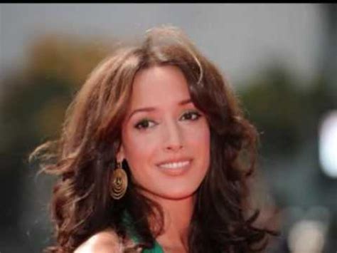 I want to learn to socialise 5. Jennifer Beals simply beautiful - YouTube