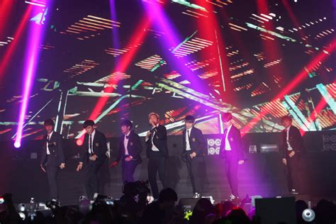 Bts live trilogy episode i: BTS Show Malaysian Fans Energetic Performance During The ...