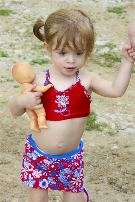 23 may brooke and taylor at the lake [lnr] 5 jamie flickr