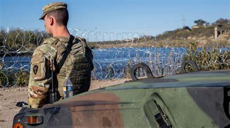 Extremists Call For ‘civil War And ‘secession Over Texas Border