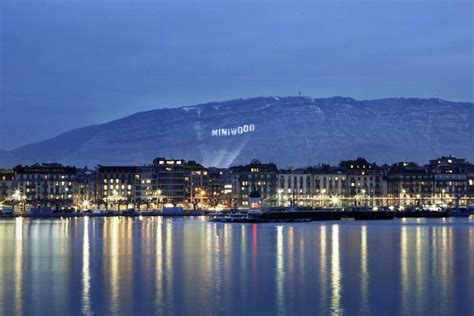 Elvetia este situata in europa, avand coordonatele geografice 47 00 n, 8 00 e. Geneva-exactitate elvetiana si romantism francez - Travelica
