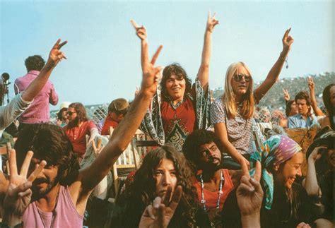 Keep It Surreal Baby The60sbazaar Hippies At The 1969 Isle Of Wight
