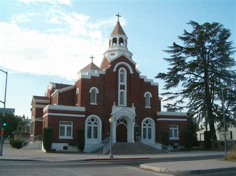Filethe Holy Trinity Armenian Apostolic Church In Fresno California