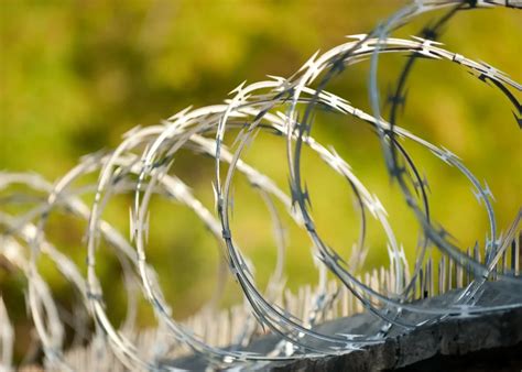 Concertina Razor Wire Manufacturer Supplier In Uae Ykm