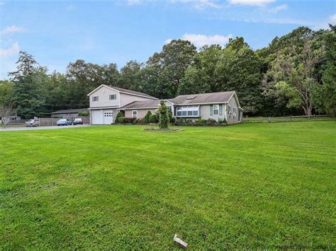 447 Forest Road Wallkill Ny 12589 Mls 20232527 Zillow