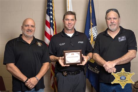 Sheriff Scott Anslum Presented With A Plaque By The American Legion