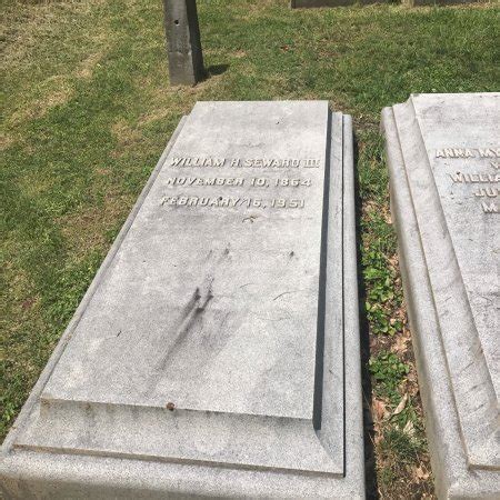 Harriet tubman cautiously watched the shore from one of three gunboats on the combahee river. Harriet Tubman's Grave - Picture of Fort Hill Cemetery ...