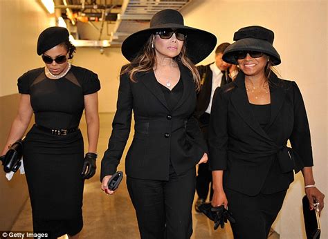 Michael Jackson S Funeral And Memorial Service Take Place At The