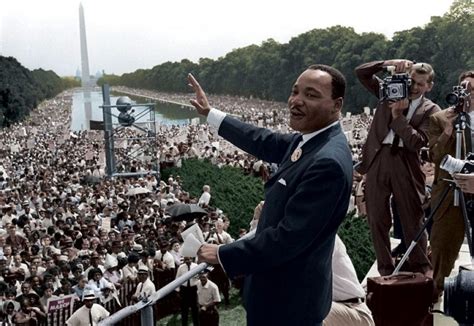 Negro Cabreado Y Pacifista Luther King Contra El Racismo En Eeuu
