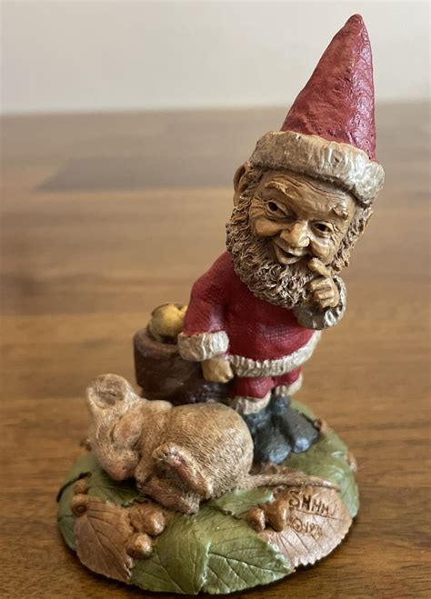 Vintage Signed Tom Clark Gnomes 1994 Christmas Santa And Mouse Figurine