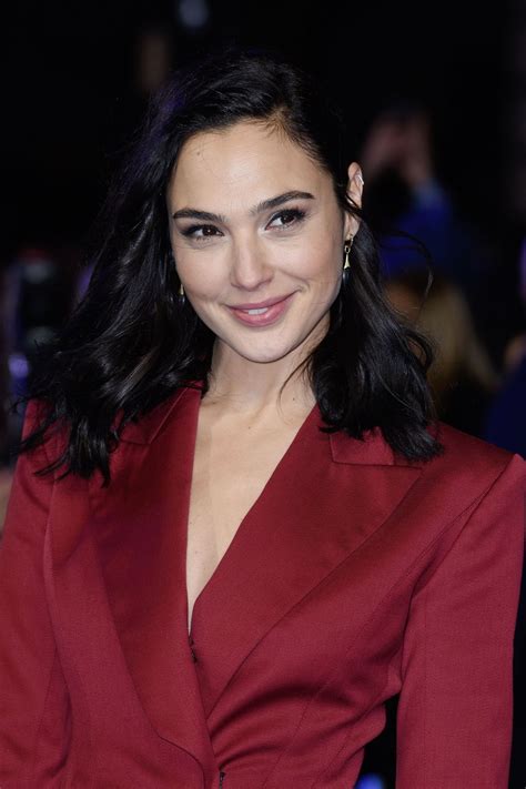 Gal Gadot At Ralph Breaks The Internet Premeire In London 11252018