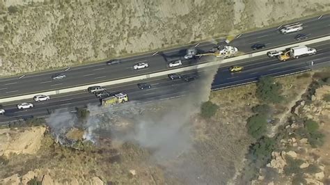 Brush Fires Break Out Along 118 Freeway In Simi Valley Abc7 Los Angeles