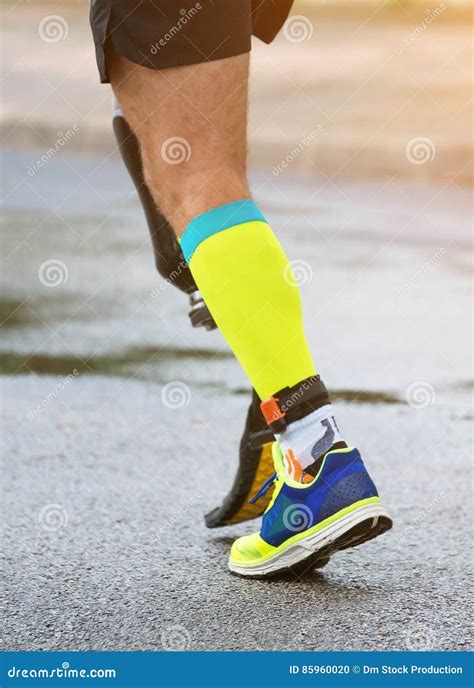 Man Running With Prosthetic Leg Royalty Free Stock Image