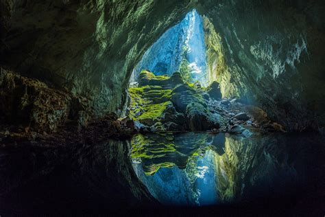 Underground Lakes Across The World