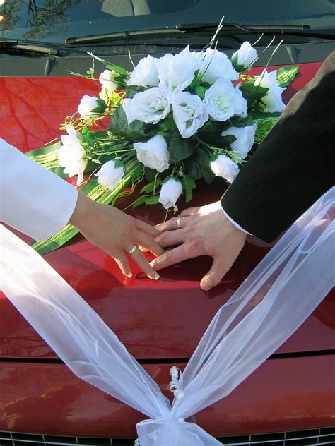 Gambar Menanam Daun Bunga Merah Pernikahan Pengantin Bunga Bunga