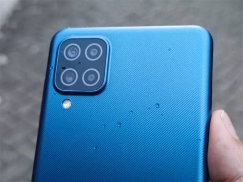 3 Rekomendasi Hp Samsung Android Murah yang Ada Kamera Depan