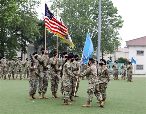 719th Military Intelligence Battalion Holds Change Of Command Article