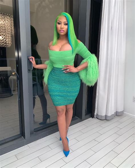 Take Cues From Nicki Minajs Outfits That Will Inspire You To Dress