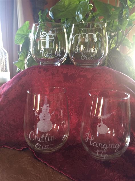 hand etched christmas set wine glasses 60 christmas settings wine glasses wine glass