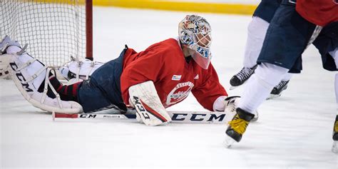 Braden holtby is a canadian professional ice hockey goaltender for the vancouver canucks of the national hockey league. Braden Holtby comments on his unrestricted free agency in ...