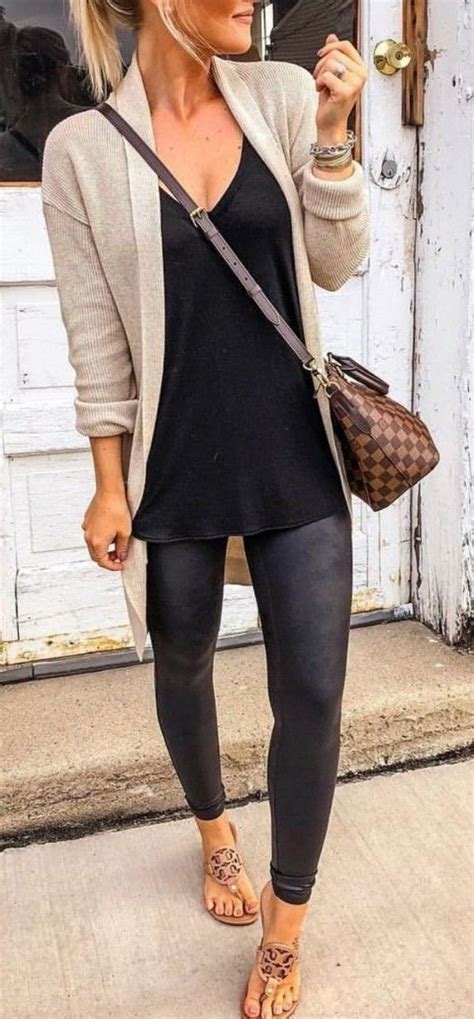 What To Wear With Black Leggings In Summer
