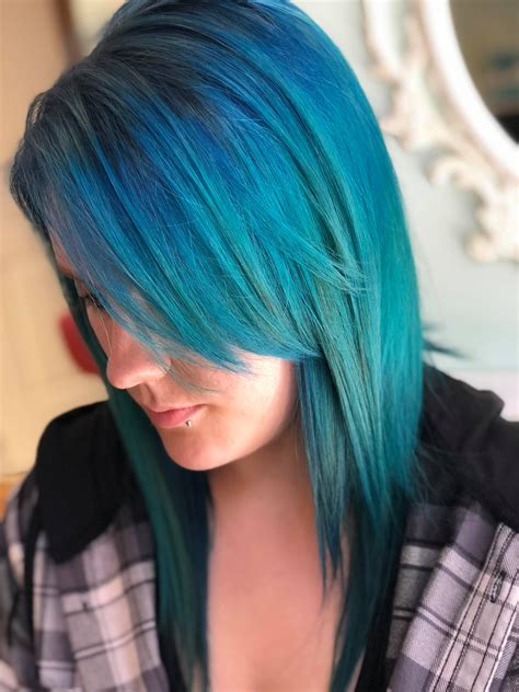 Cheveux Bleus, Cheveux Turquoise, Cheveux Océan, Blue hair, Ocean Hair