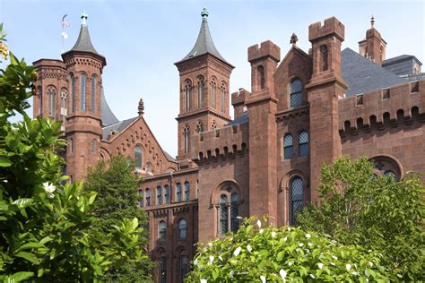 Smithsonian Institution Building (1) | Washington | Pictures | United States in Global-Geography
