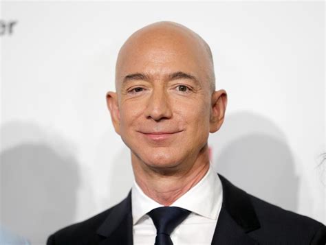 Jeff bezos ретвитнул(а) the wall street journal. Jeff Bezos Is $1.8 Billion Richer As Amazon's Market Cap ...