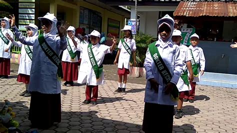Tidak dipungkiri lagi bahwa kita hanyalah menunggu waktu untuk kembali kepada sang pencipta, tanpa tahu kapan hal itu akan terjadi. SENAM 10 TANDA ANAK BERGIZI BAIK - YouTube