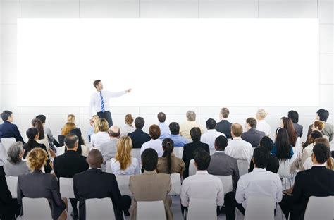 10 Traits Of Highly Successful Public Speakers And Presenters