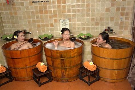 60 Minutes Vietnamese Massage And 30 Minutes Herbal Bath Of Dao Do Peoples
