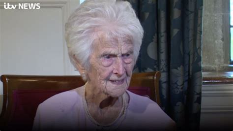 worcestershire woman becomes oldest person in the uk itv news central