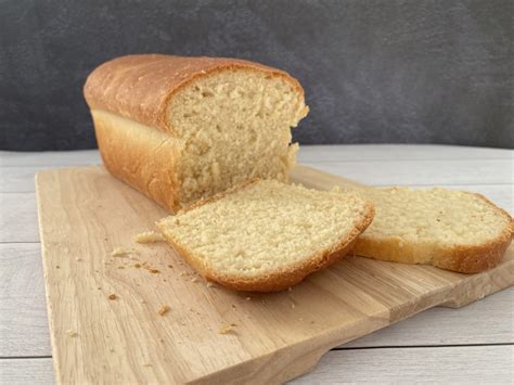 Pain de mie je pense qu'il n'y a pas plus simple et rapide que de préparer le pain de mie maison. Recette ultra rapide Pain de mie maison - LILALAND