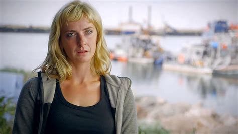 Bering Sea Gold Exclusive Emily Riedel Is Back In The Gold Game