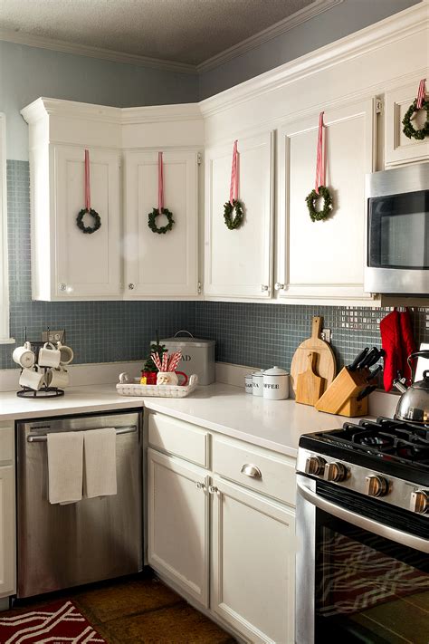 Top 25 diy christmas tree skirts. Christmas in the Kitchen