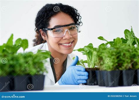 I Think That Plants Are Extremely Interesting A Female Scientist