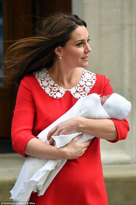 The duchess of cambridge is understood to be regularly undertaking lateral flow tests as part of the royal household testing regime and before engagements. Kate Middleton: Why don't we call her the Duchess of ...