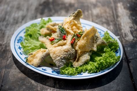 Salted egg fish skin is available at changi airport t4 cheers. Salted Egg Yolk Fish Skin | KopiFolks Singapore