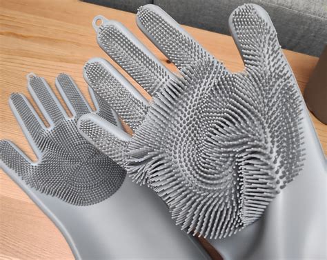 Hands on: Silicone dishwasher gloves for $3.85