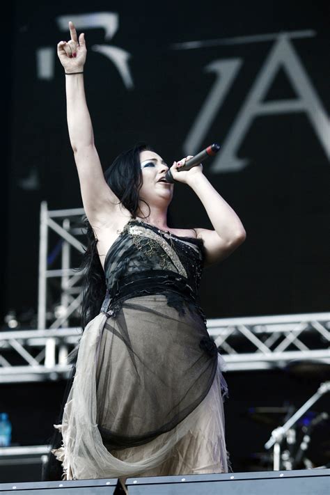 Amy Lee Photo Gallery