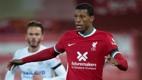 live transfer talk liverpool s wijnaldum holding out for new contract offer espn