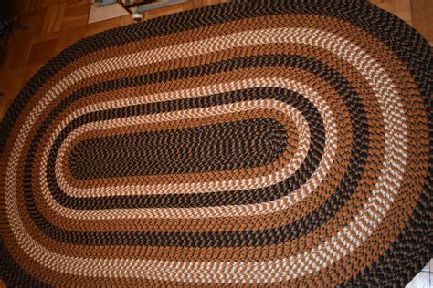 Lot Oval Wool Braided Rug