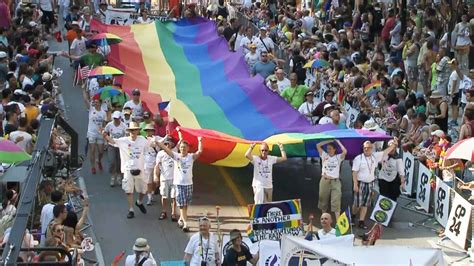 worldpride 2014 massive parade in toronto caps off pride festivities ctv news