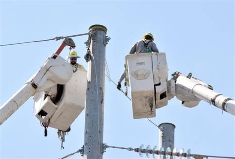 Following Multiple Lsu Power Outages Entergy Works To Improve Service