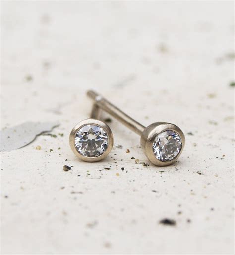 Tiny White Gold Diamond Stud Earrings Etsy Small Diamond Stud