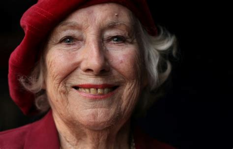 Bangkok Post Vera Lynn The Forces Sweetheart Of Wwii Britain