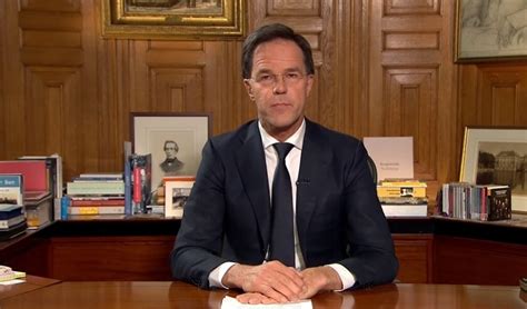 Daarna gaat rutte verder over de schade die er is door de lockdown. Mark Rutte: 'Nederland gaat vijf weken in lockdown ...